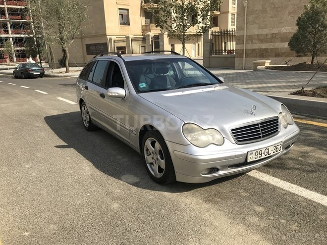 Mercedes C 220 2001, 388,000 km - 2.2 l - Bakı