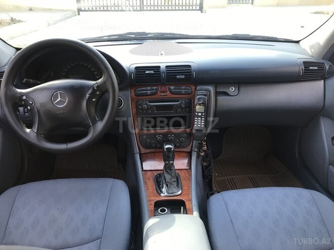 Mercedes C 220 2001, 388,000 km - 2.2 l - Bakı