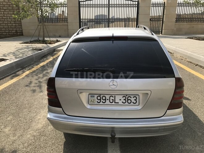 Mercedes C 220 2001, 388,000 km - 2.2 l - Bakı