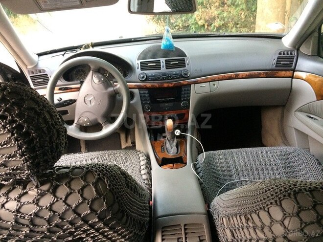 Mercedes E 240 2002, 210,000 km - 2.6 l - Bakı