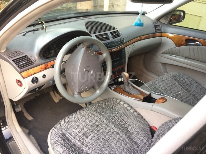 Mercedes E 240 2002, 210,000 km - 2.6 l - Bakı