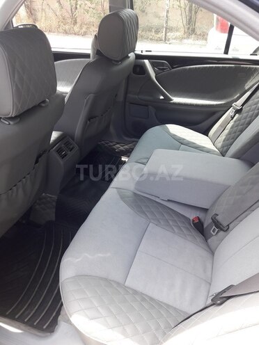 Mercedes E 270 1999, 350,000 km - 2.7 л - Bakı