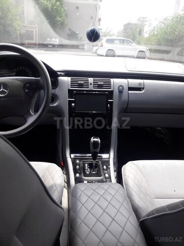 Mercedes E 270 1999, 350,000 km - 2.7 л - Bakı