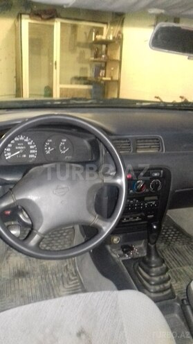 Nissan Sunny 2000, 320,000 km - 1.6 l - Bakı