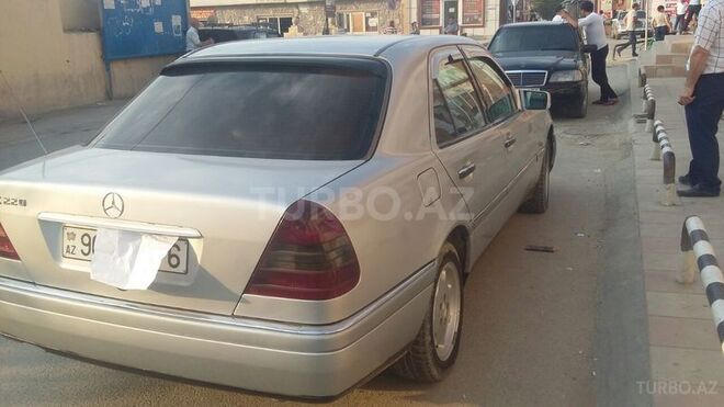 Mercedes C 220 1994, 346,000 km - 2.2 л - Xırdalan