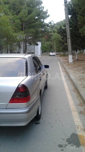 Mercedes C 180 1999, 326,257 km - 1.8 л - Bakı