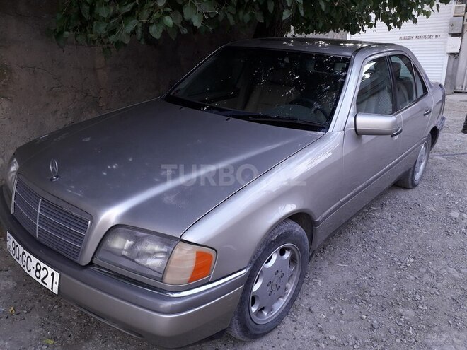 Mercedes C 230 1996, 200,000 km - 2.3 l - Bakı