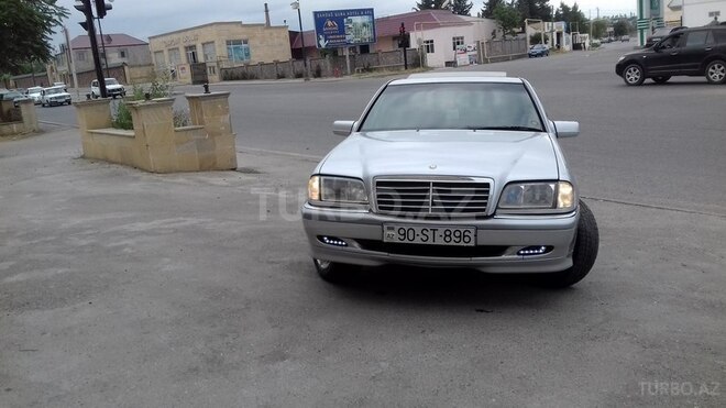 Mercedes C 230 1999, 245,000 km - 2.3 l - Quba