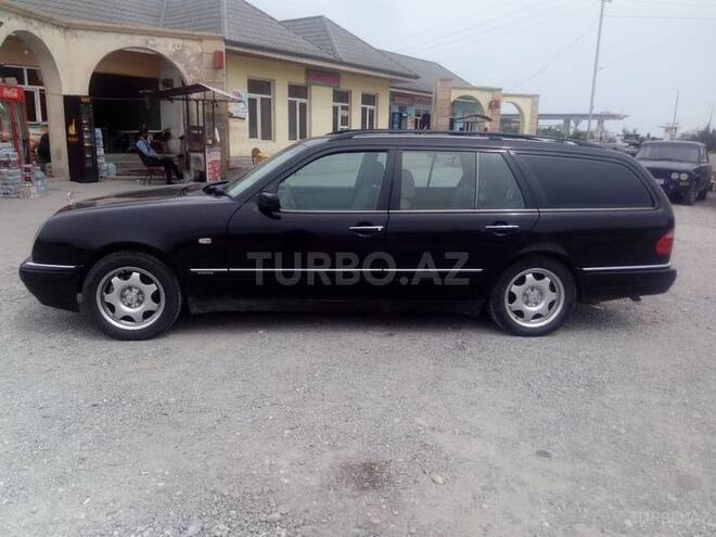 Mercedes E 260 1998, 250,000 km - 2.6 l - Bakı