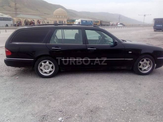 Mercedes E 260 1998, 250,000 km - 2.6 l - Bakı
