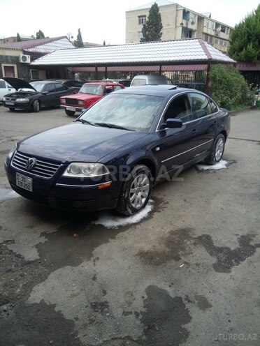 Volkswagen Passat 2003, 243,000 km - 1.8 l - Gəncə