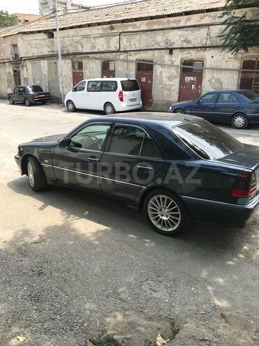 Mercedes C 280 1998, 228,000 km - 2.8 l - Bakı
