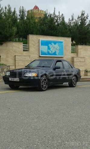 Mercedes C 200 1996, 319,499 km - 2.0 л - Qusar