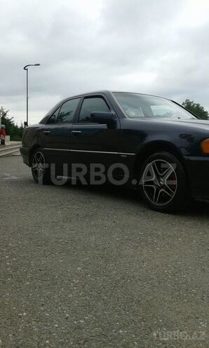 Mercedes C 200 1996, 319,499 km - 2.0 л - Qusar