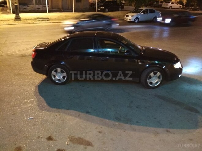 Audi A4 2002, 165,800 km - 1.8 л - Bakı