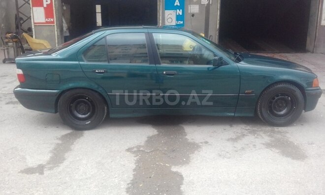 BMW 318 1996, 250,000 km - 1.8 l - Bakı