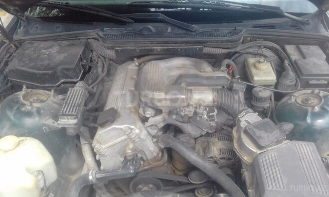 BMW 318 1996, 250,000 km - 1.8 l - Bakı