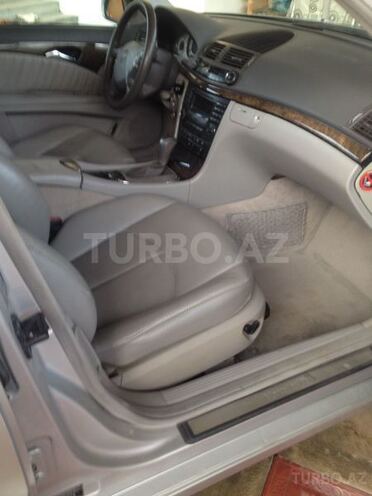 Mercedes E 270 2002, 240,000 km - 2.7 l - Tovuz
