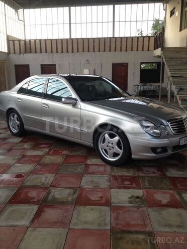 Mercedes E 270 2002, 240,000 km - 2.7 l - Tovuz