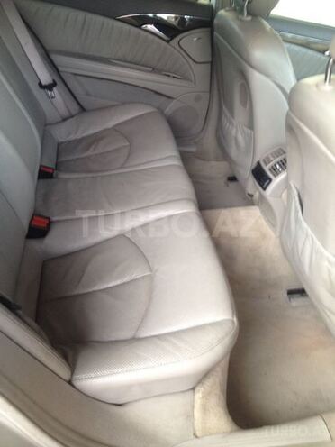 Mercedes E 270 2002, 240,000 km - 2.7 l - Tovuz