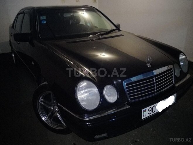 Mercedes E 240 1999, 250,000 km - 2.4 л - Bakı