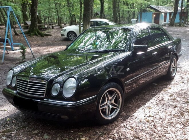 Mercedes E 240 1999, 250,000 km - 2.4 л - Bakı