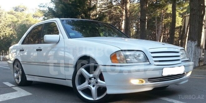 Mercedes C 280 2000, 564,730 km - 1.8 л - Bakı