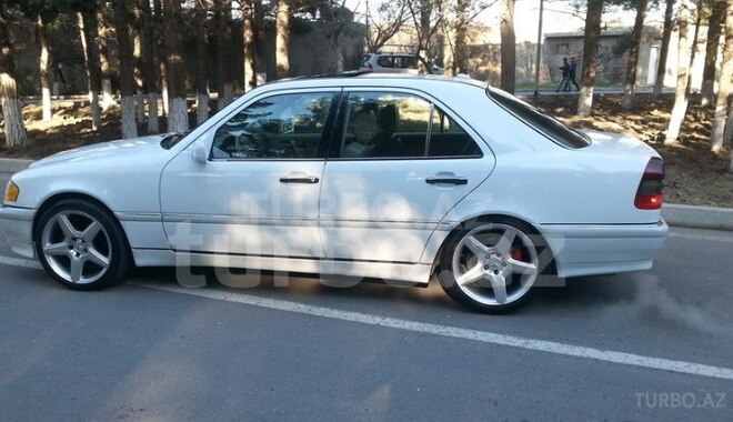 Mercedes C 280 2000, 564,730 km - 1.8 л - Bakı