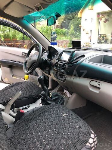 Mitsubishi L200 2007, 212 km - 2.5 l - Bakı