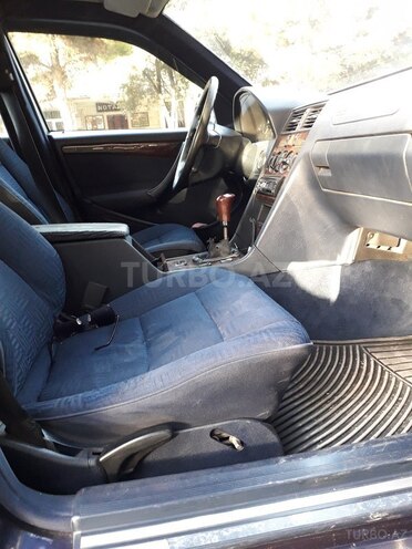 Mercedes C 180 1997, 307,000 km - 1.8 l - Sumqayıt
