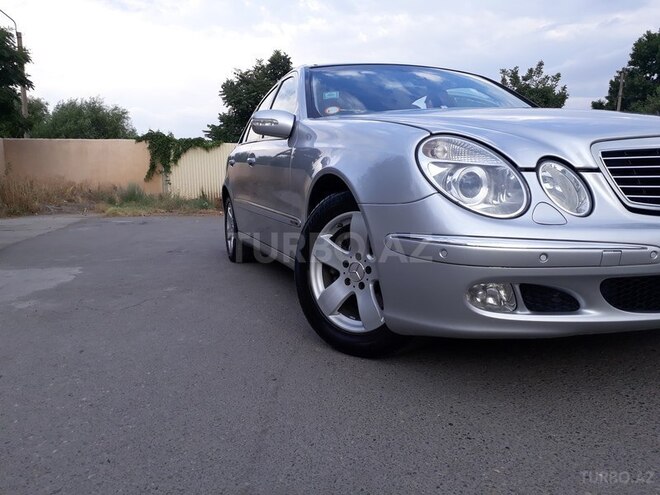 Mercedes E 240 2002, 285,000 km - 2.6 l - Gəncə