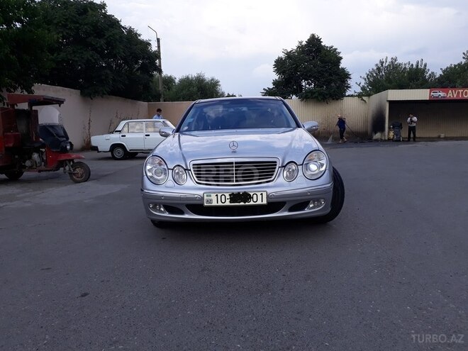Mercedes E 240 2002, 285,000 km - 2.6 l - Gəncə