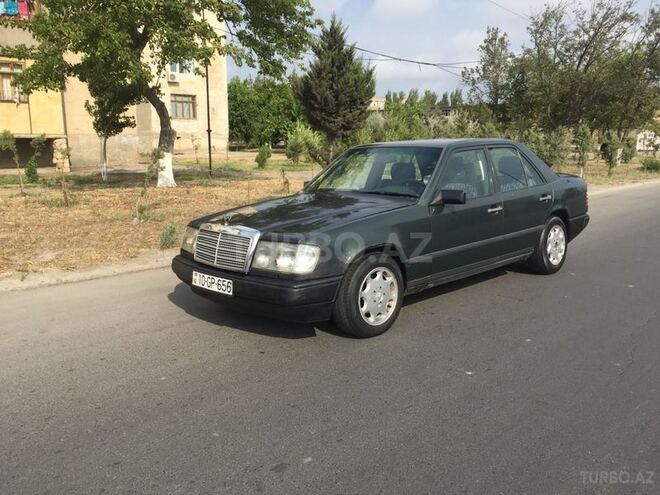 Mercedes E 200 1989, 430,000 km - 2.0 l - Sumqayıt