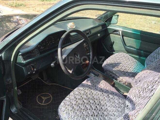 Mercedes E 200 1989, 430,000 km - 2.0 l - Sumqayıt