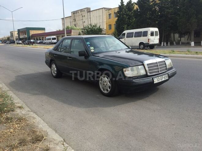 Mercedes E 200 1989, 430,000 km - 2.0 l - Sumqayıt