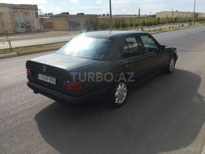 Mercedes E 200 1989, 430,000 km - 2.0 l - Sumqayıt