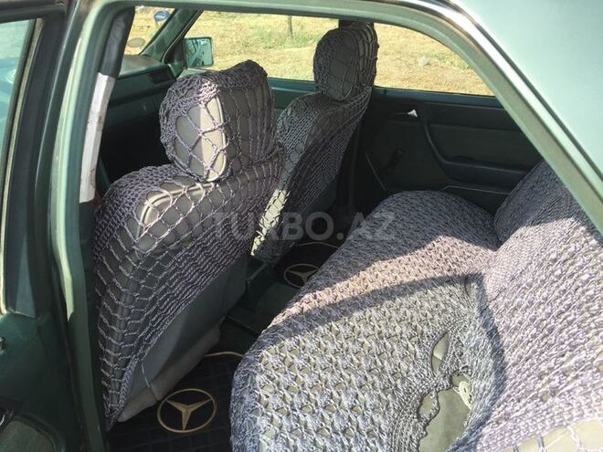 Mercedes E 200 1989, 430,000 km - 2.0 l - Sumqayıt