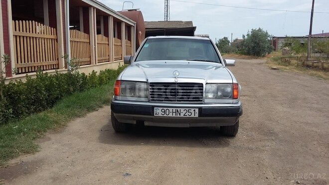 Mercedes E 200 1990, 483,655 km - 2.0 l - Cəlilabad