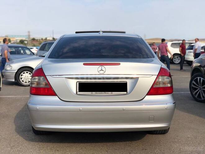 Mercedes E 320 2008, 318,000 km - 3.2 l - Bakı