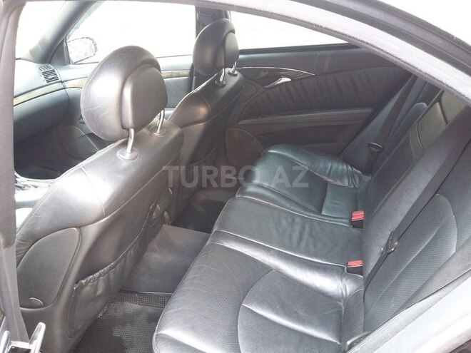 Mercedes E 270 2006, 289,000 km - 2.7 л - Astara