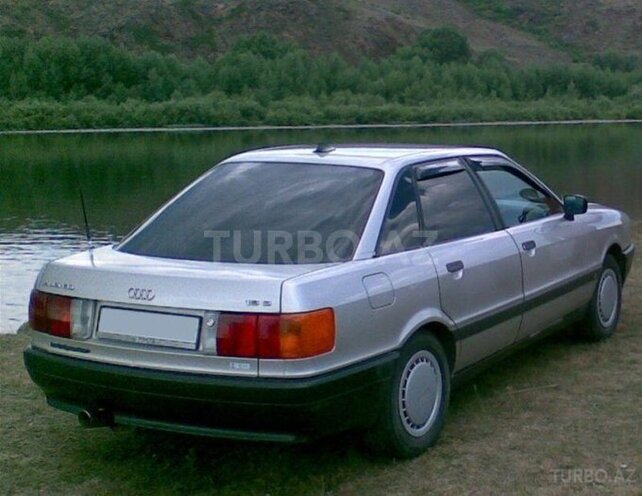 Audi 80 1987, 250,000 km - 1.8 l - Bakı