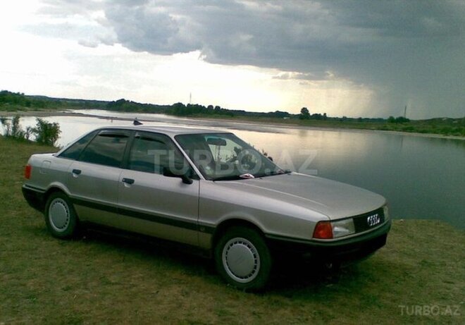 Audi 80 1987, 250,000 km - 1.8 l - Bakı