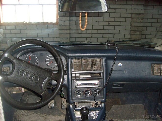 Audi 80 1987, 250,000 km - 1.8 l - Bakı