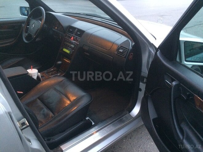 Mercedes C 240 2000, 205,600 km - 2.4 l - Bakı