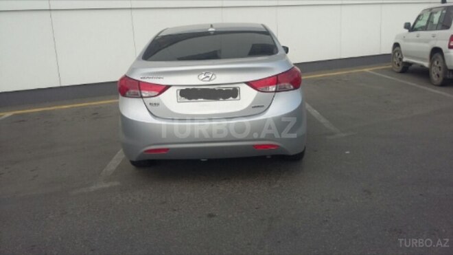Hyundai Elantra 2011, 124,500 km - 1.8 l - Bakı
