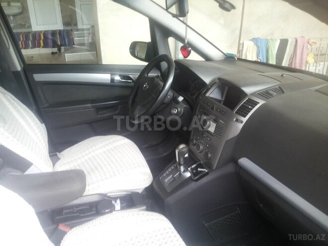 Opel Zafira 2006, 187,000 km - 0.2 l - Astara