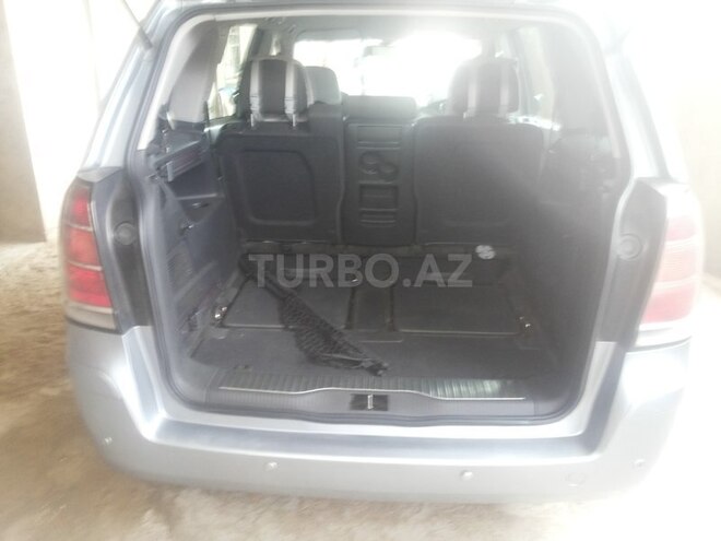 Opel Zafira 2006, 187,000 km - 0.2 l - Astara