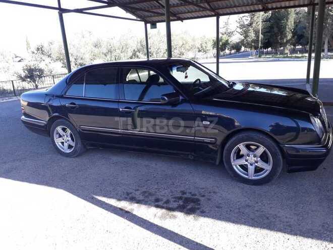 Mercedes E 200 1996, 333,000 km - 2.0 l - Bakı