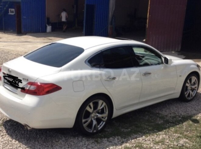 Infiniti  2013, 75,000 km - 5.6 l - Gəncə