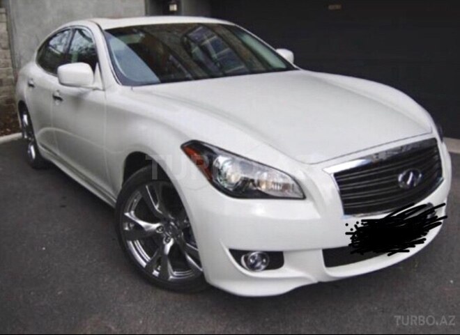 Infiniti  2013, 75,000 km - 5.6 l - Gəncə